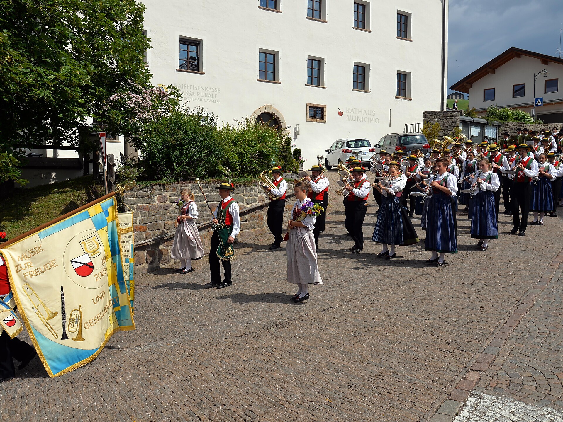 Concerto della banda musicale di Nova Ponente- domenica del Sacro Cuore - Regione dolomitica Val d'Ega - #1 - suedtirol.info