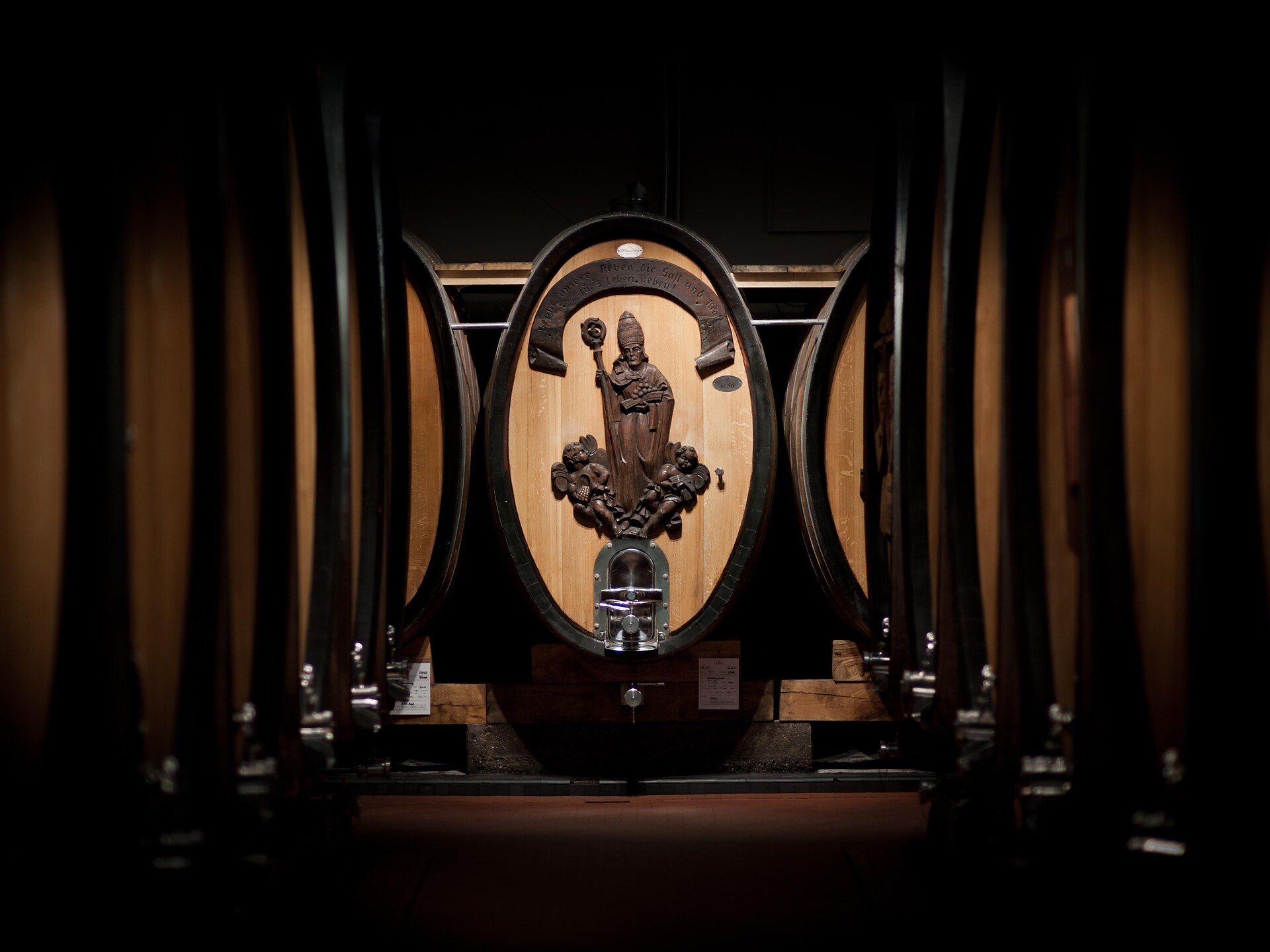 Cellar tour and tasting at the Girlan Winery - Alto Adige Wine Road - #3 - suedtirol.info