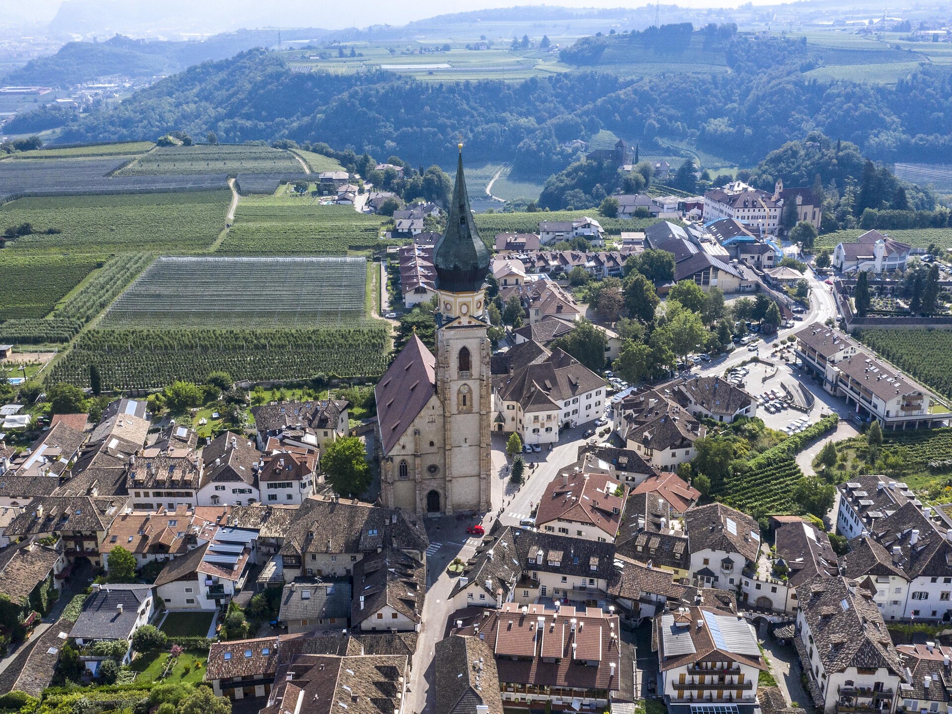 Visita storico-culturale Appiano sulla Strada del Vino 1 suedtirol.info