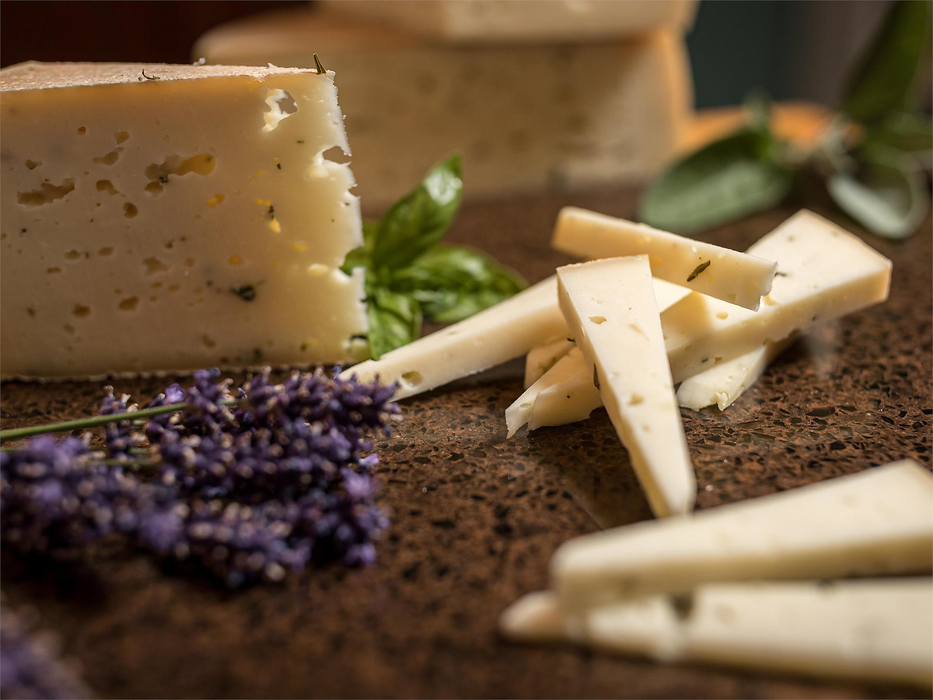 Small farmer's market - Dolomites Region Eggental - #1 - suedtirol.info