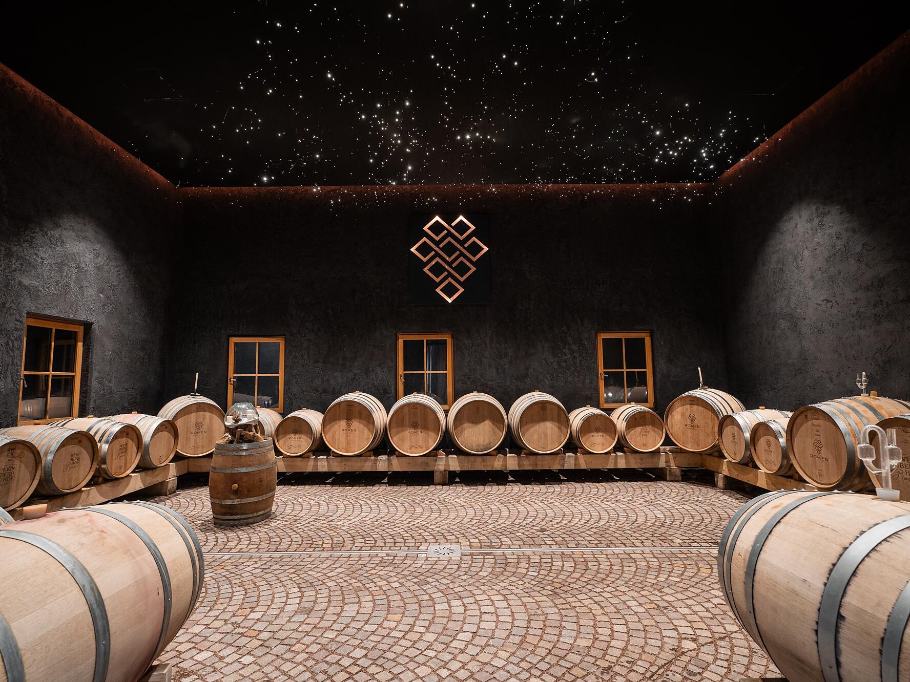Cellar Whispers & Noble Drops at the Romen Winery - Alto Adige Wine Road - #1 - suedtirol.info