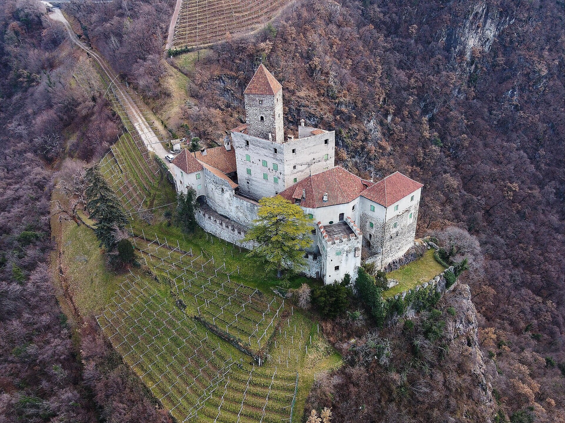 NICE PRICE concert at the castle of Karneid - Dolomites Region Eggental - #2 - suedtirol.info