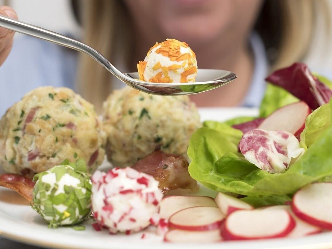 Knödelkochkurs - Südtiroler Weinstraße - #1 - suedtirol.info