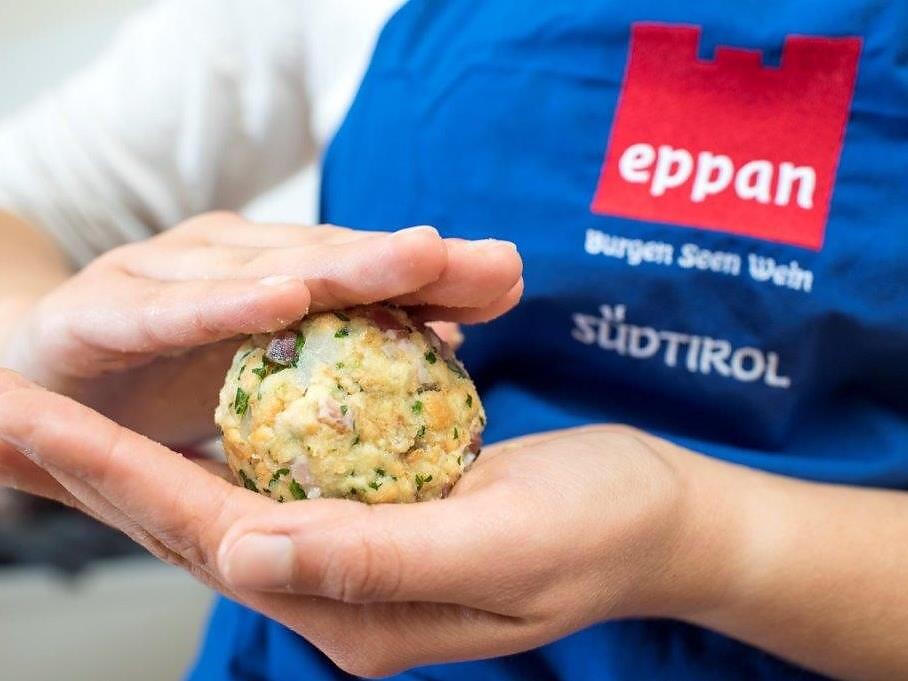 Knödelkochkurs - Südtiroler Weinstraße - #2 - suedtirol.info