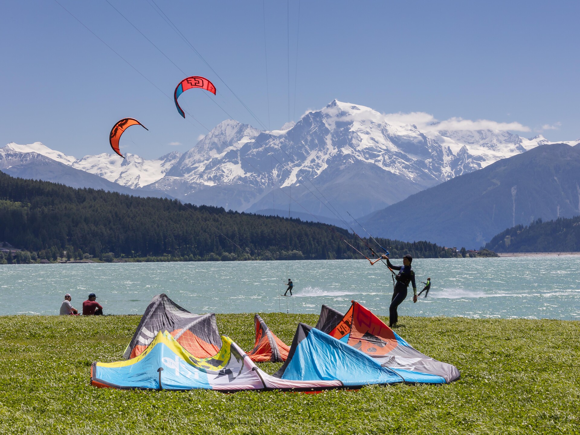 Kitesurfen am Reschensee - Vinschgau - #1 - suedtirol.info