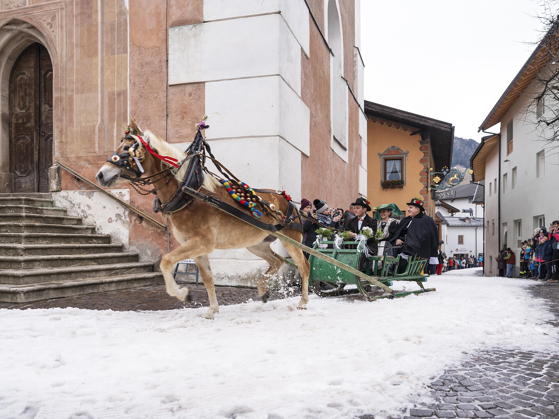 Il matrimonio contadino di Castelrotto - Regione dolomitica Alpe di Siusi - #2 - suedtirol.info
