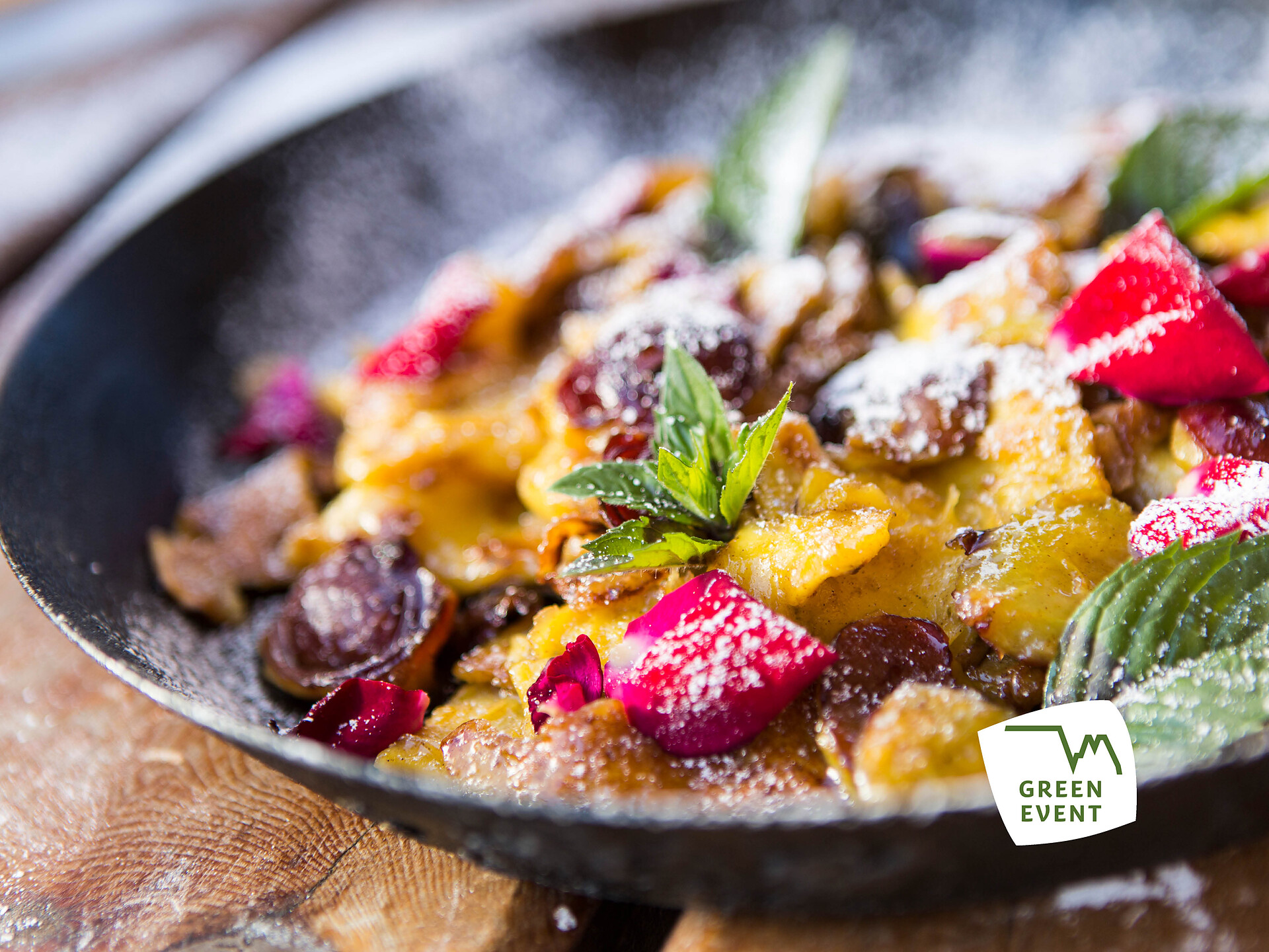 Herbstgenuss: Kaiserschmarrn-Kochkurs - Dolomitenregion Seiser Alm - #1 - suedtirol.info