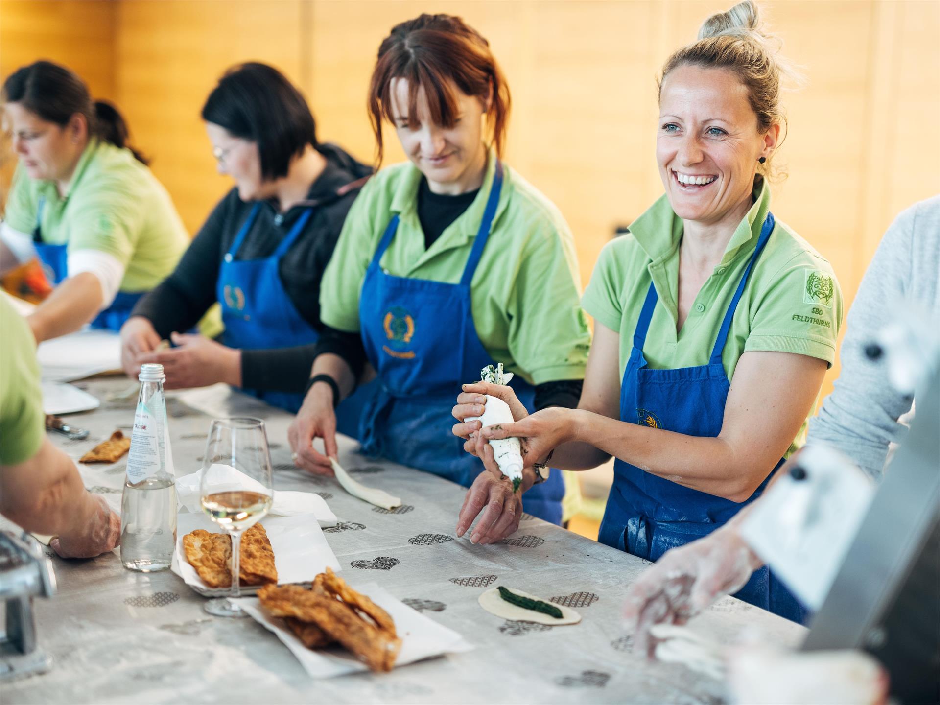 Inauguration of the Taste of Spring with herbal market Feldthurns/Velturno 3 suedtirol.info