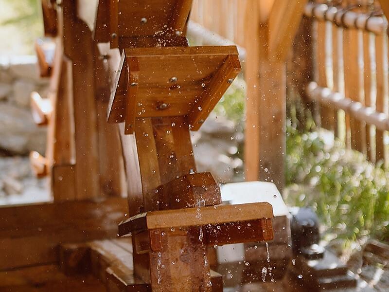 GRAIN, MILLSTONES and SOURDOUGH: a bread baking day at the mill - Dolomites Region Kronplatz/Plan de Corones - #3 - suedtirol.info