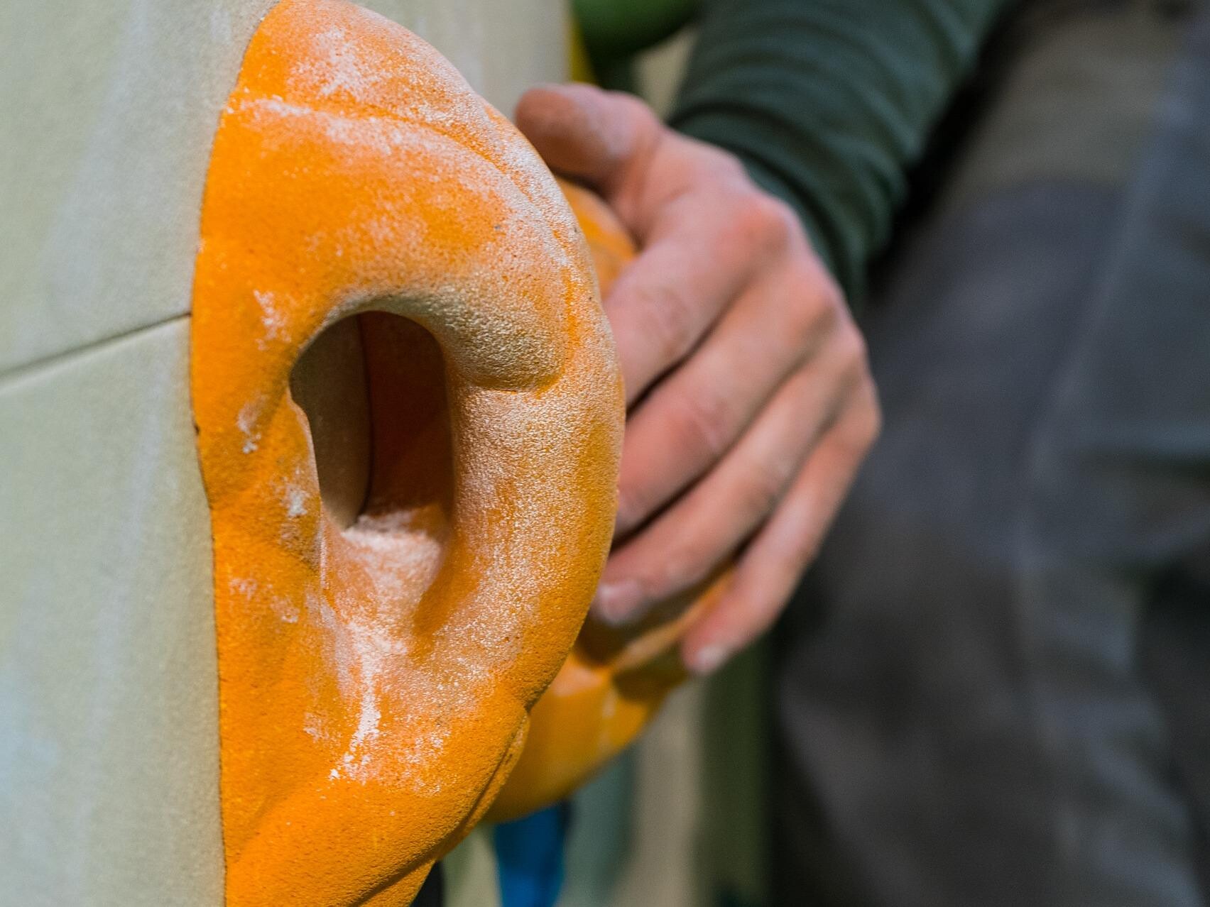 "Kraxln & Äktschn": children's climbing a Merano Meran/Merano 2 suedtirol.info