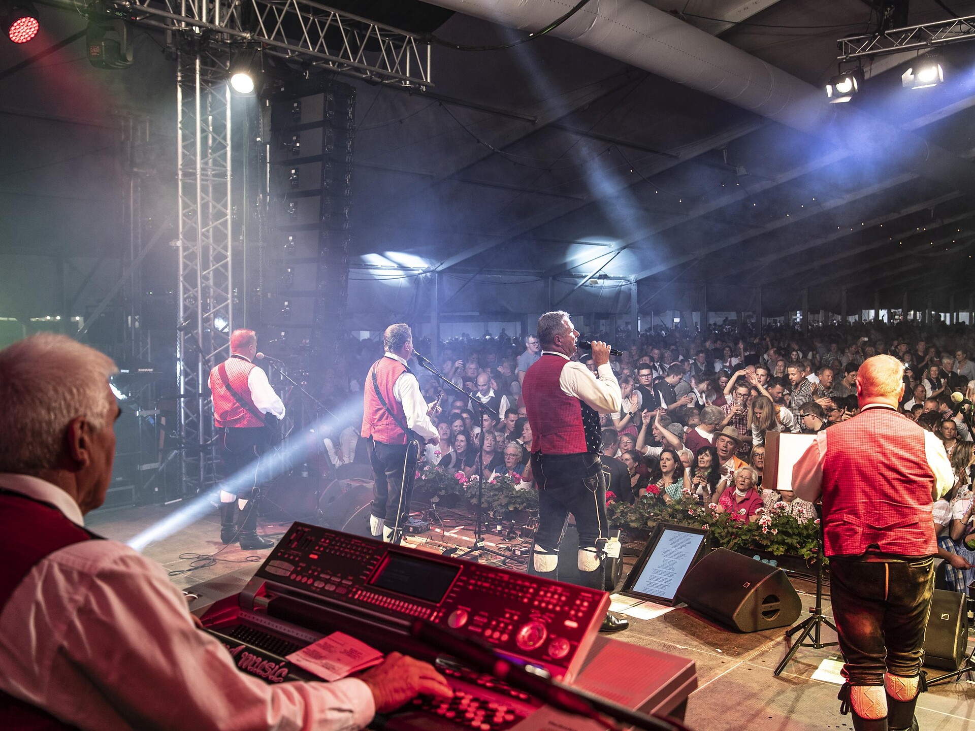 Festa dei "Kastelruther Spatzen" Castelrotto 2 suedtirol.info
