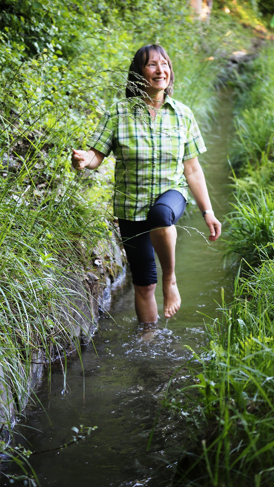 Kneipp- und Kräuterwanderung – Natur erleben am Rablander Waalweg - Meran und Umgebung - #2 - suedtirol.info