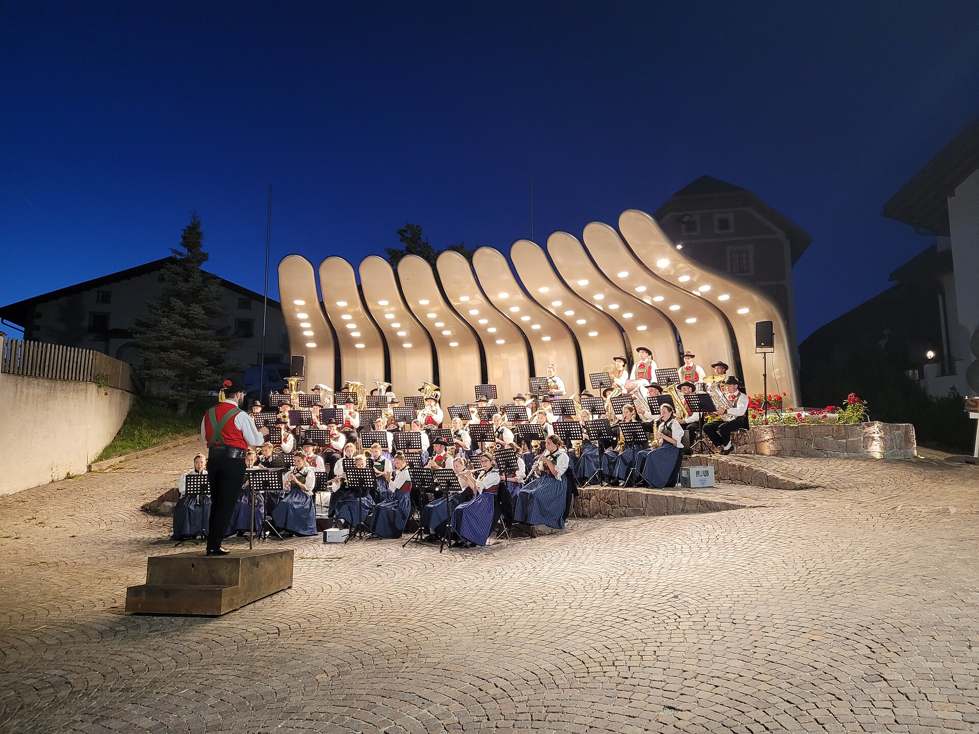 Concerto estivo della banda musicale di Laion Laion 1 suedtirol.info