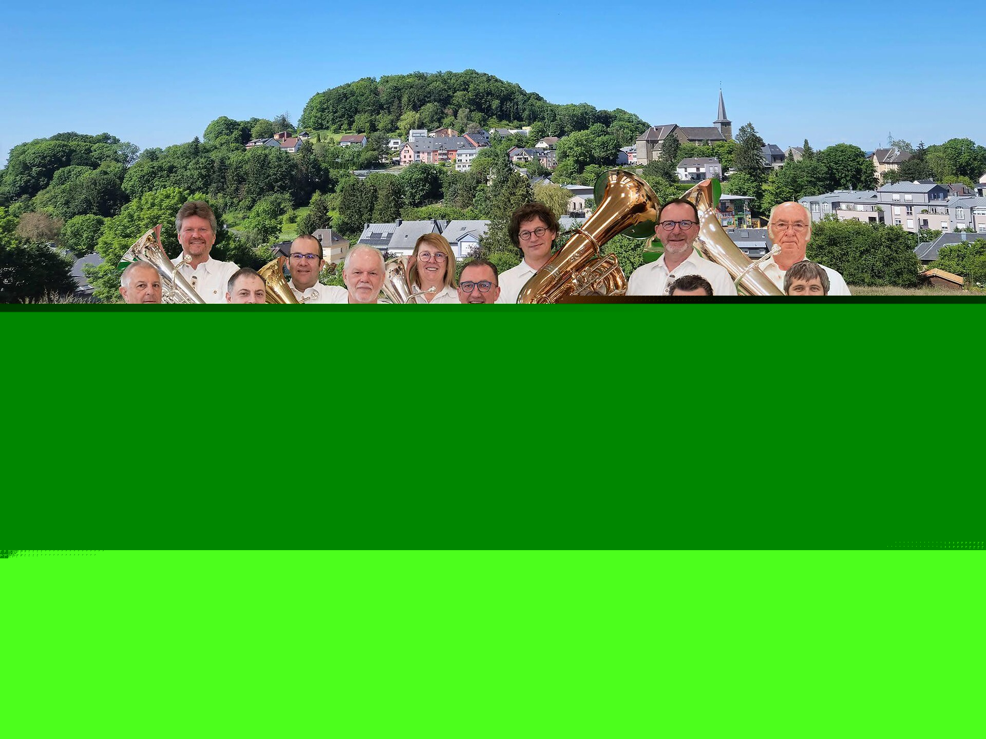 Konzert der Band Zolwer Knappbléiser (NL) auf dem Raiffeisenplatz in Schenna - Meran und Umgebung - #1 - suedtirol.info