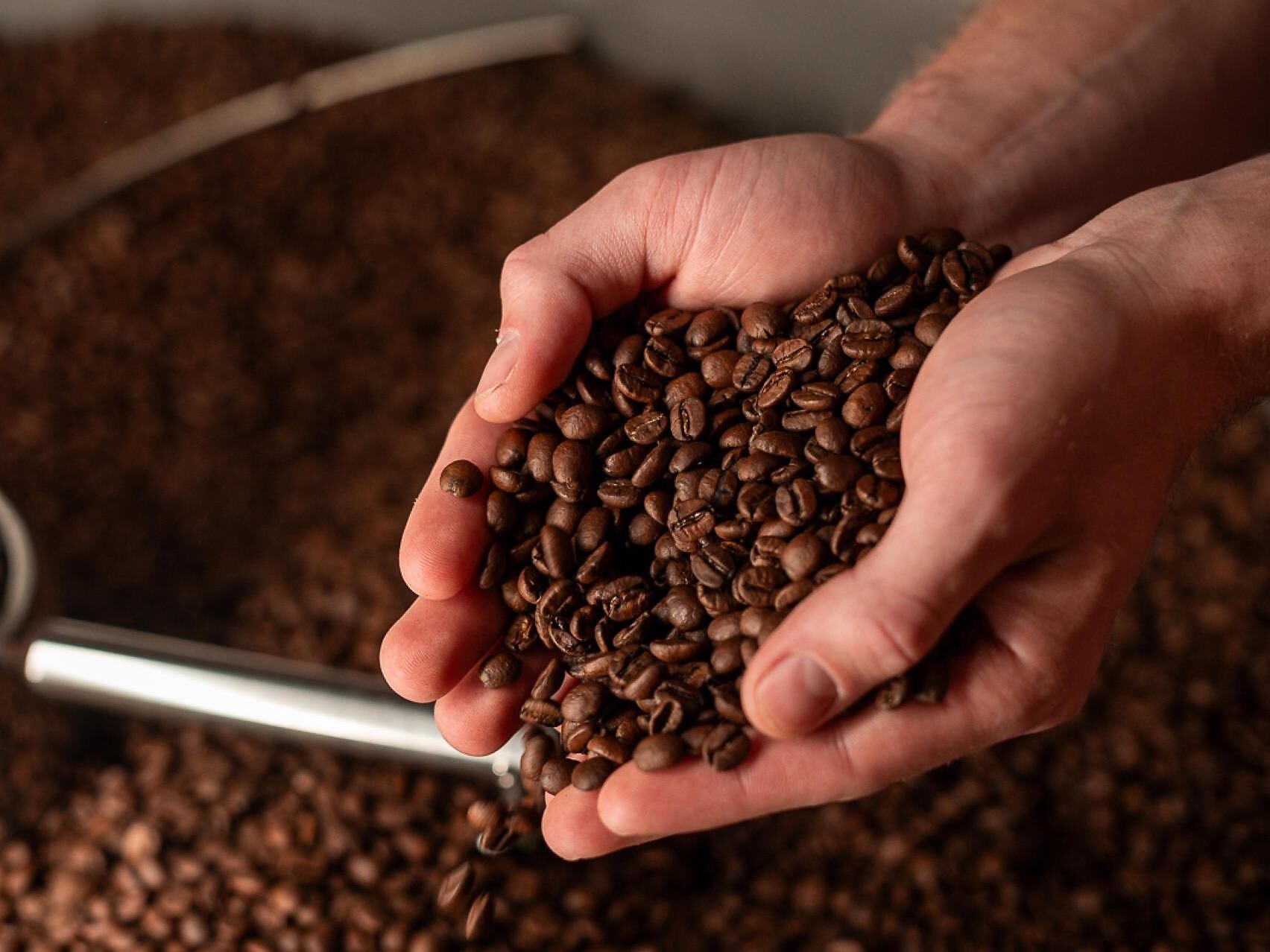 Coffee Roasting at the Mountain Restaurant ROTWAND - Meran/Merano and environs - #1 - suedtirol.info