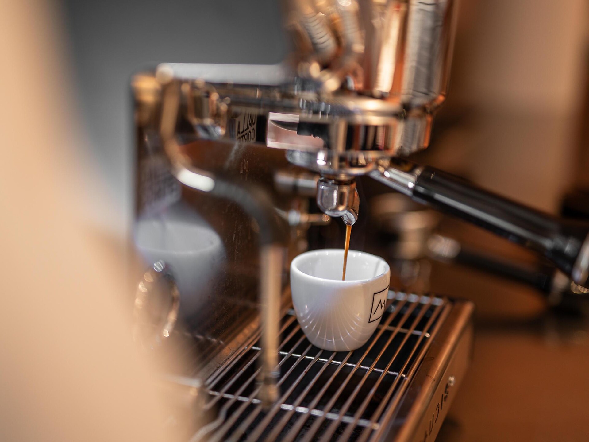 Coffee Roasting at the Mountain Restaurant ROTWAND - Meran/Merano and environs - #3 - suedtirol.info