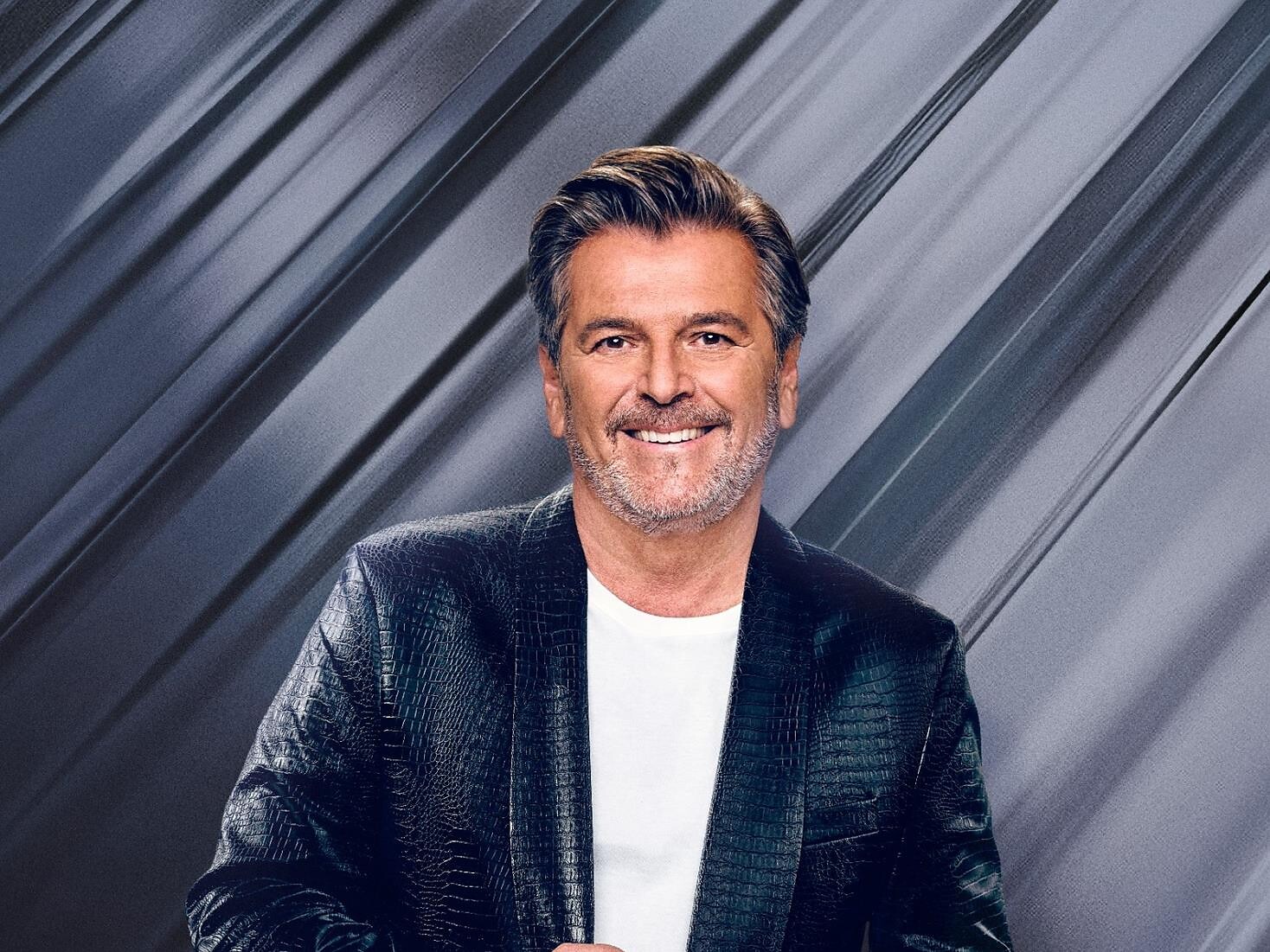 Lake Stage Performance - Thomas Anders from Modern Talking and Band - Alto Adige Wine Road - #1 - suedtirol.info