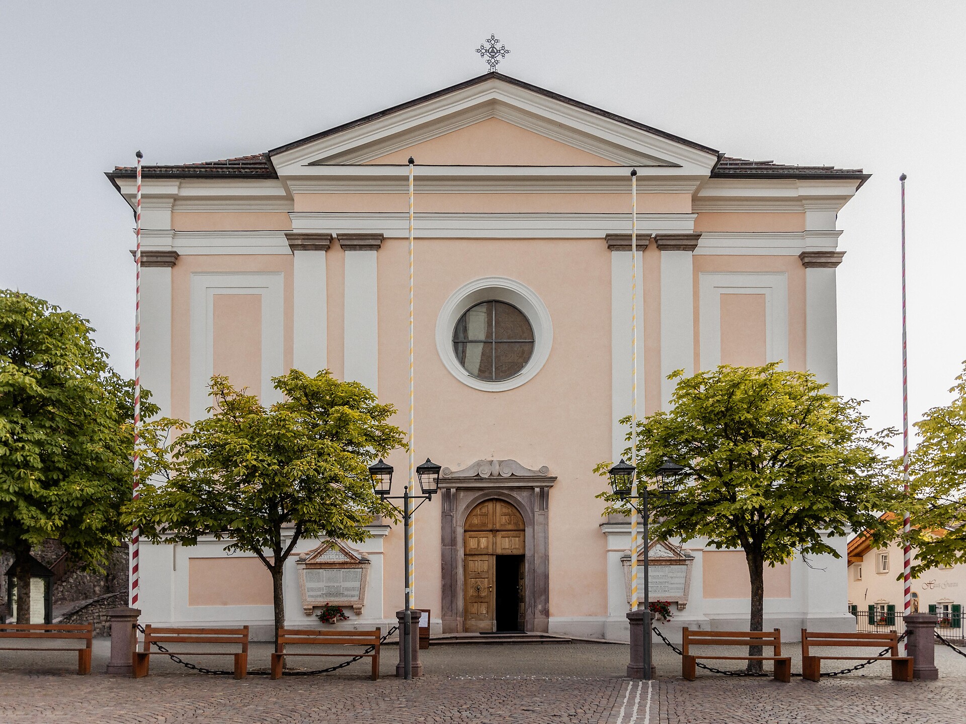 Concerto in chiesa con il Coro "Monte Calisio" Castelrotto 2 suedtirol.info