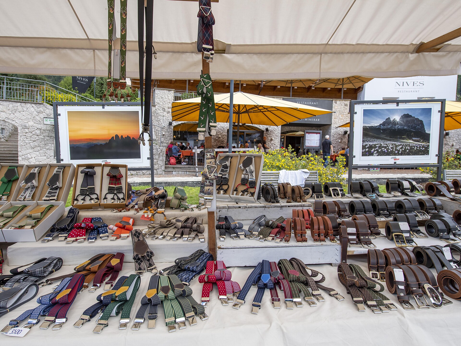 Mercatino dell'artigianato artistico - Regione dolomitica Val Gardena - #1 - suedtirol.info