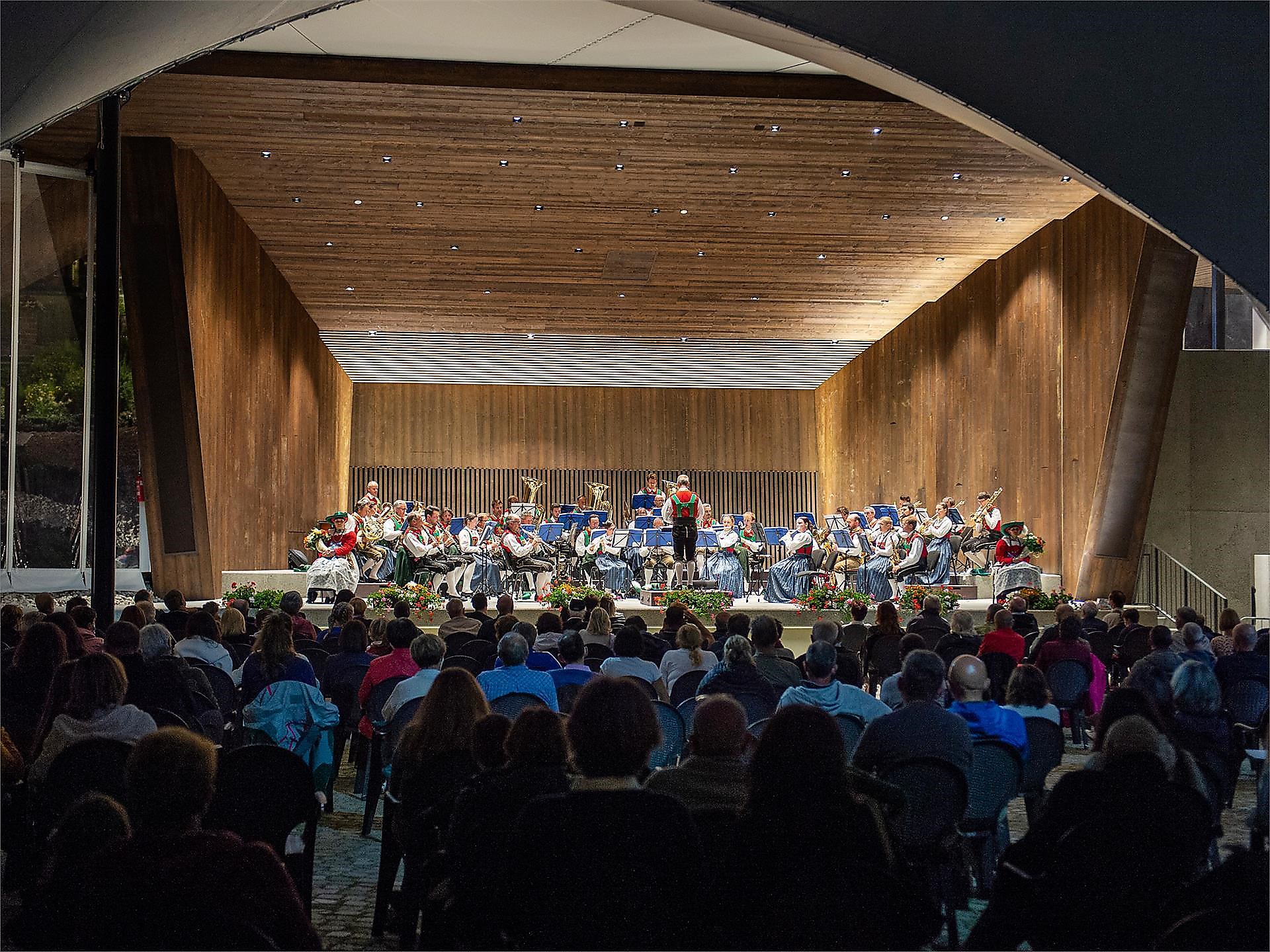 Concerto della Banda di San Pietro - Regione dolomitica Val Gardena - #3 - suedtirol.info