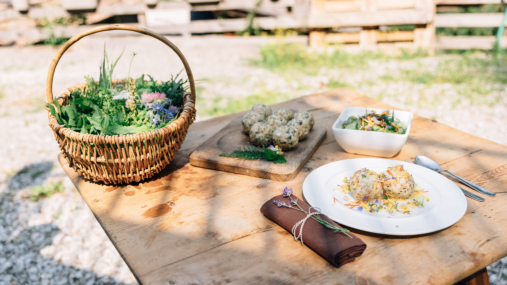 Cooking class with herbs - Meran/Merano and environs - #3 - suedtirol.info
