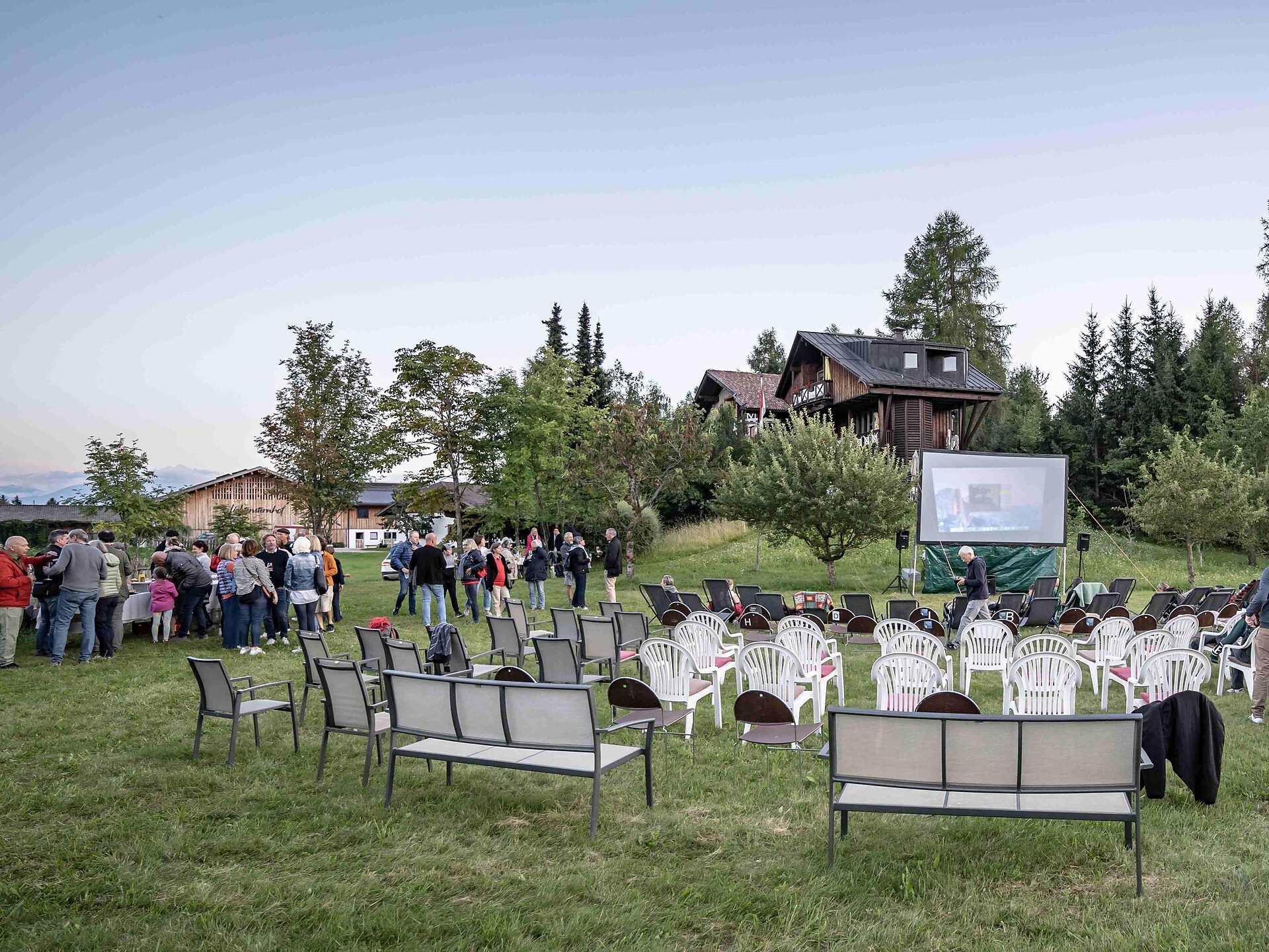Cinema under the stars in Lichtenstern Ritten/Renon 2 suedtirol.info