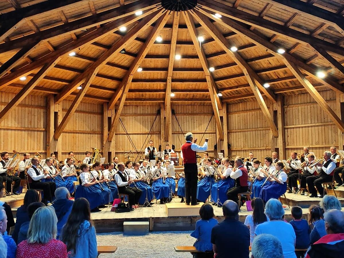 Konzert der Musikkapelle Seis Kastelruth 1 suedtirol.info