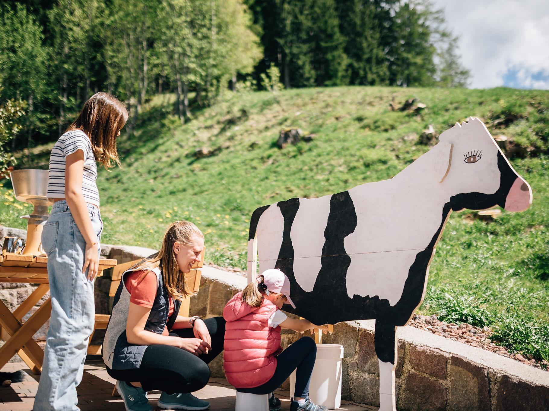 KIDS al maso – Preparare il burro al maso Lenkhof Avelengo 2 suedtirol.info