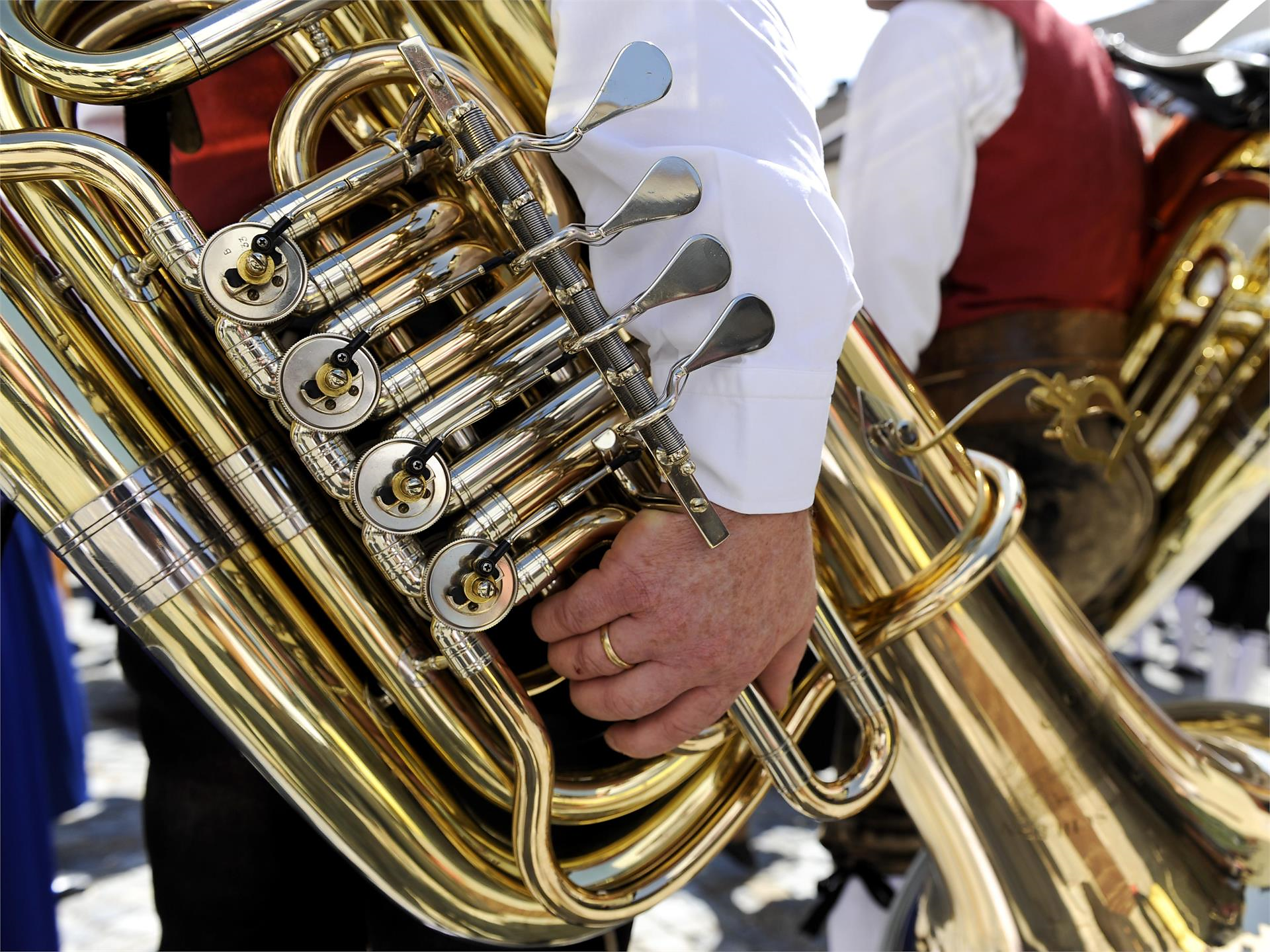Concert by the local band of Frangart Kastelruth/Castelrotto 1 suedtirol.info