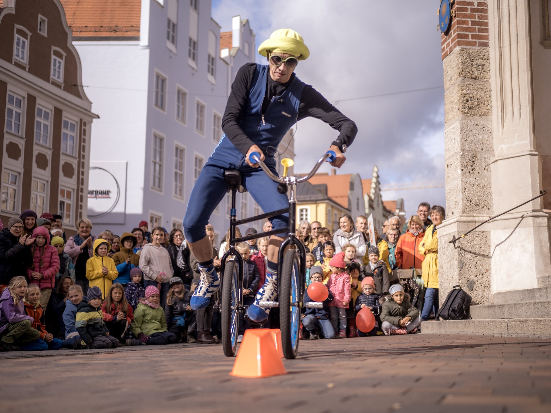 Kids Nights with fun, games and much more on the village square Kastelruth/Castelrotto 2 suedtirol.info