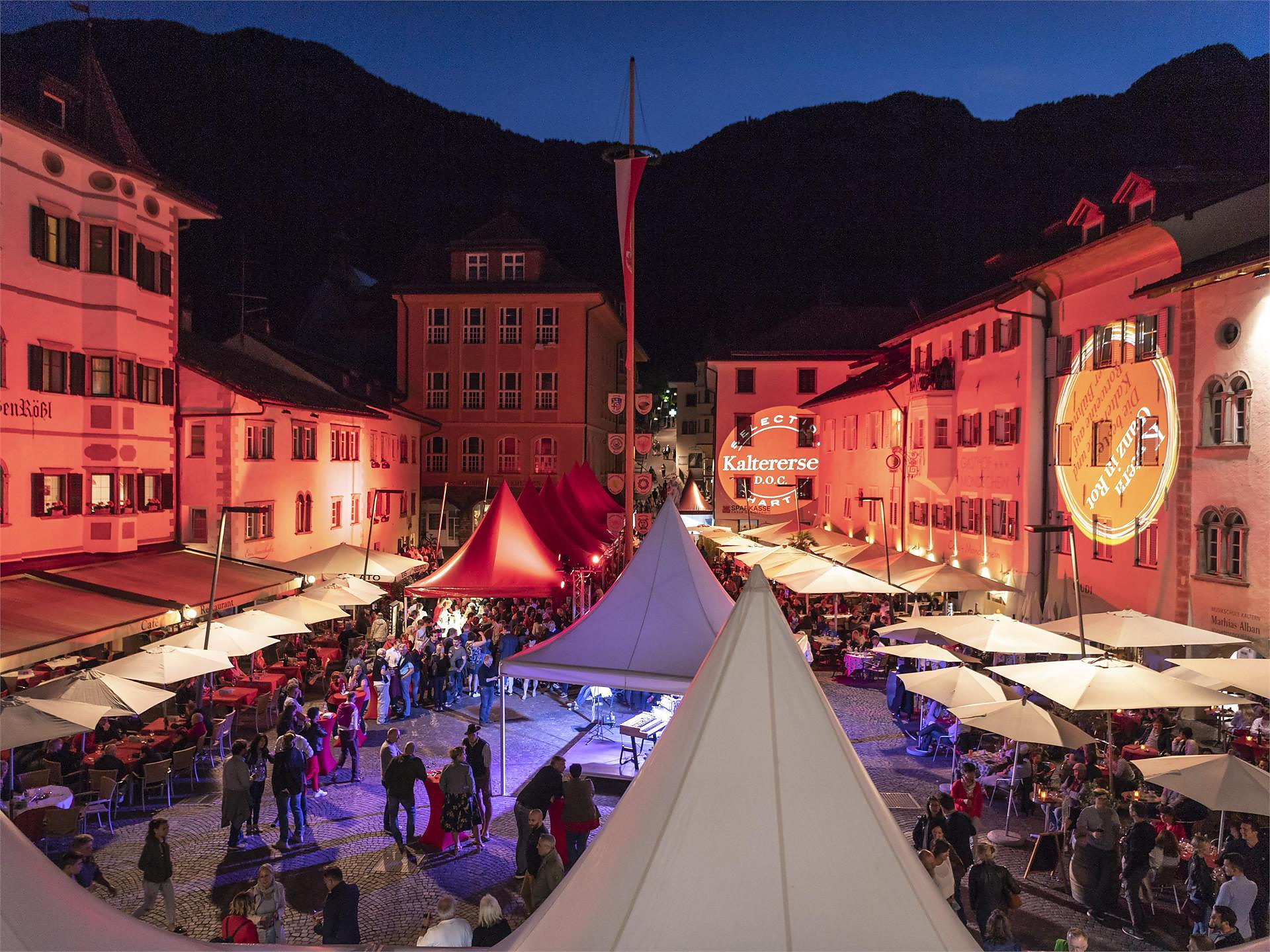 Kaltern all in Red Kaltern an der Weinstraße/Caldaro sulla Strada del Vino 3 suedtirol.info