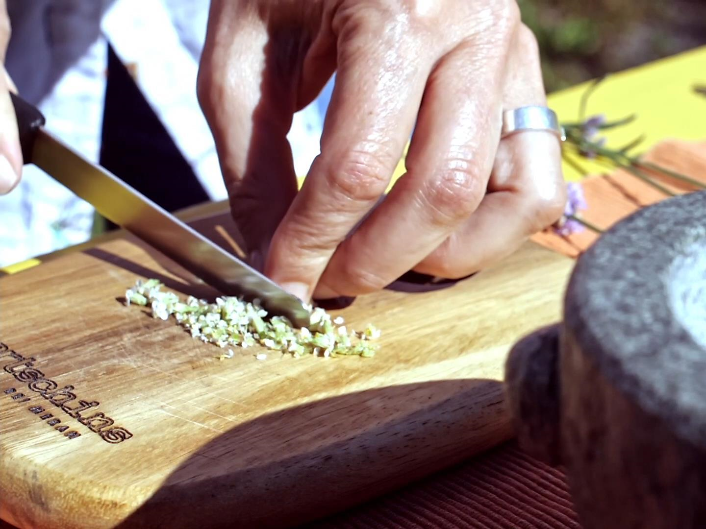 Effective medicinal herbs and healthy indulgence Partschins/Parcines 1 suedtirol.info
