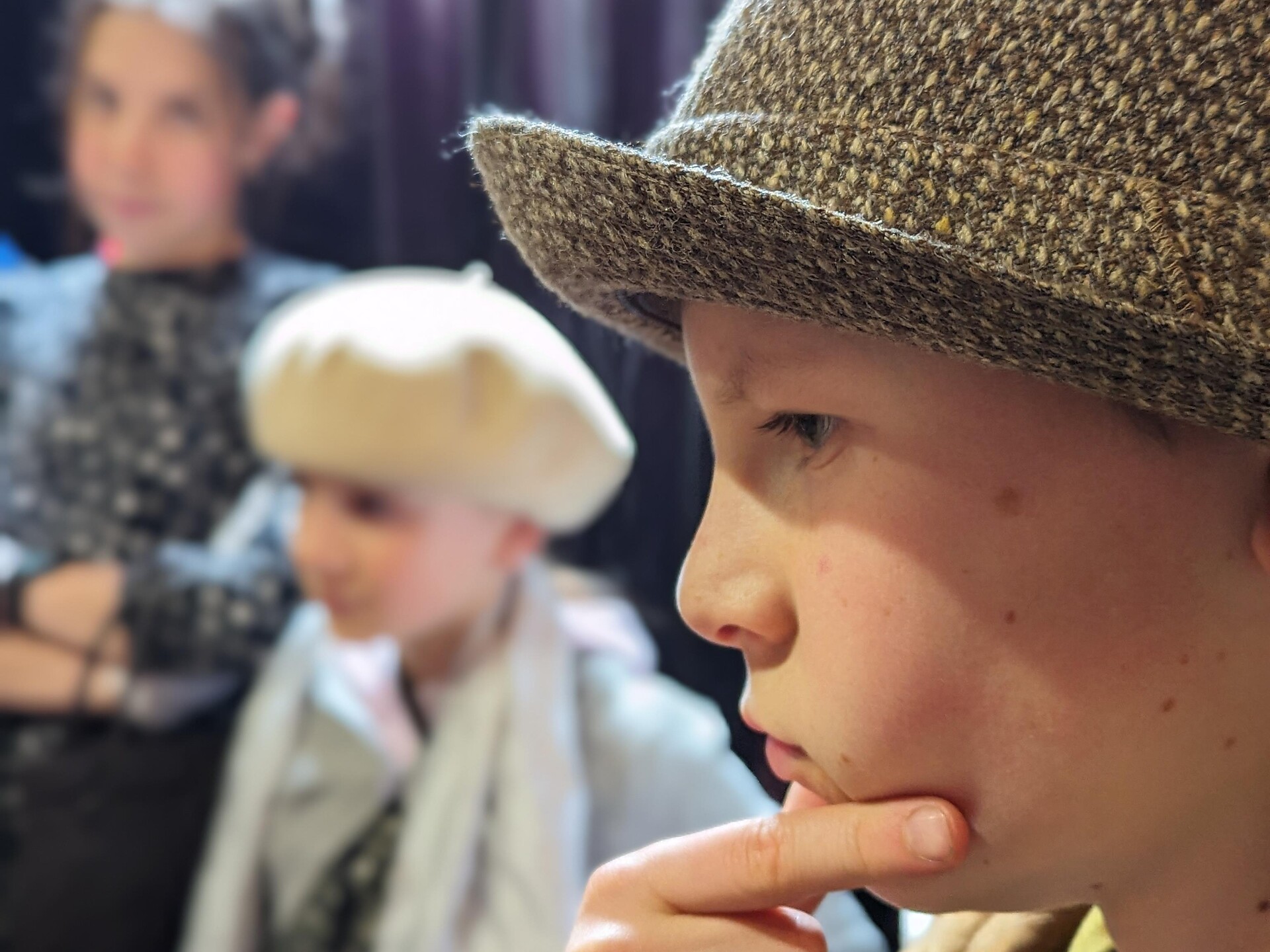 Kindertheater Innenseite Kaltern - Emil und die Detektive Kaltern an der Weinstraße 2 suedtirol.info