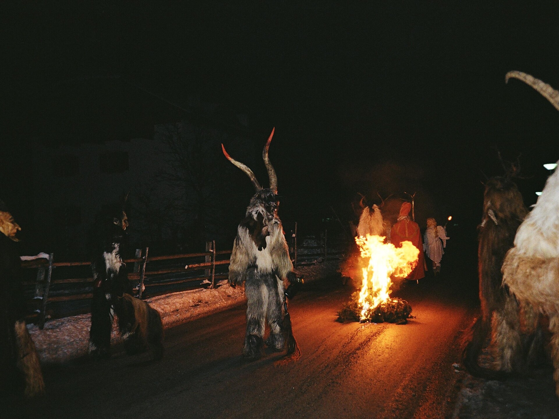Sfilata di Krampus ad Aldino -  - #2 - suedtirol.info