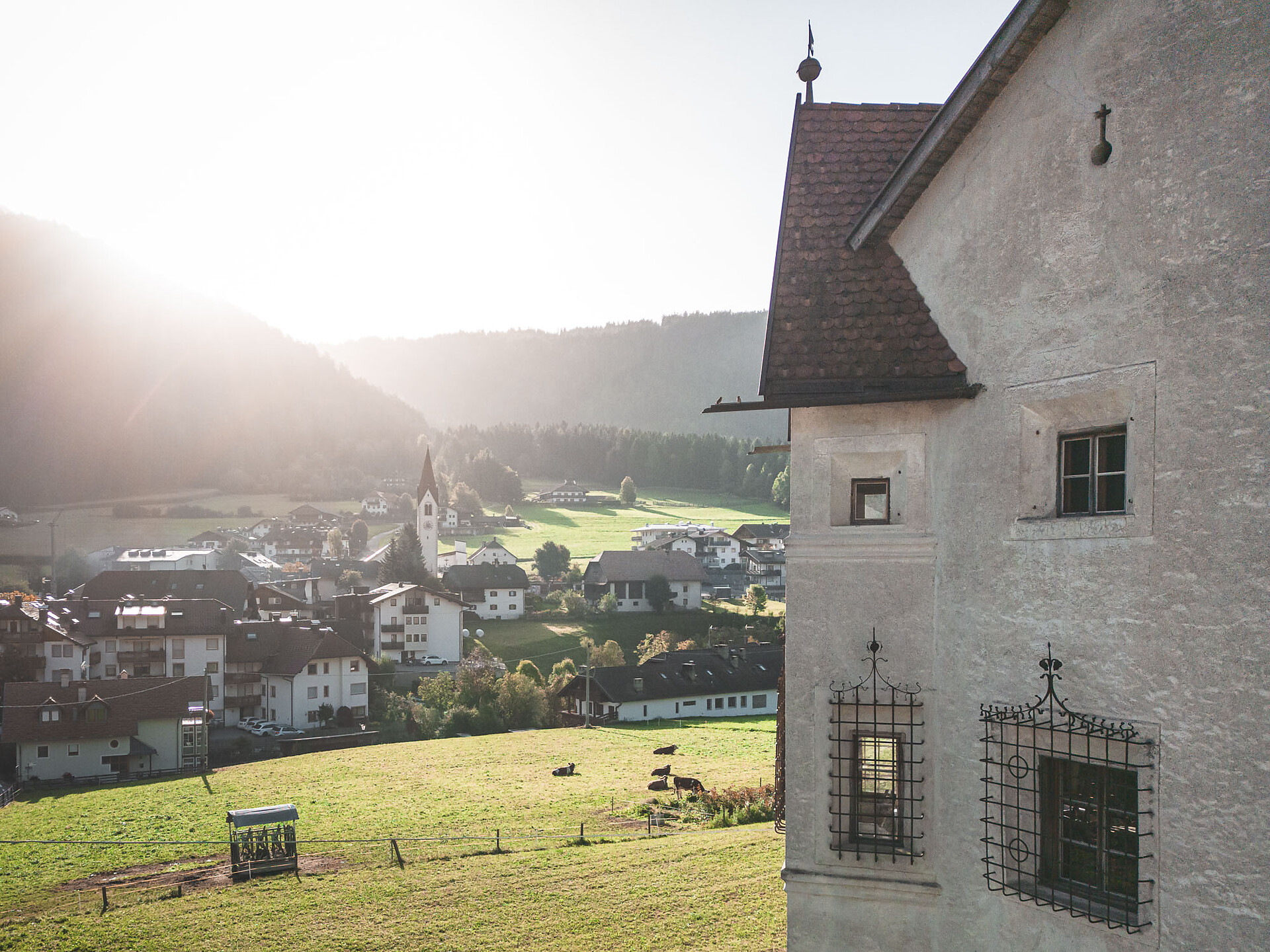 Konferenz im Ansitz Heufler: Ein Weg zwischen Kunst, Musik und Worten Rasen-Antholz 1 suedtirol.info