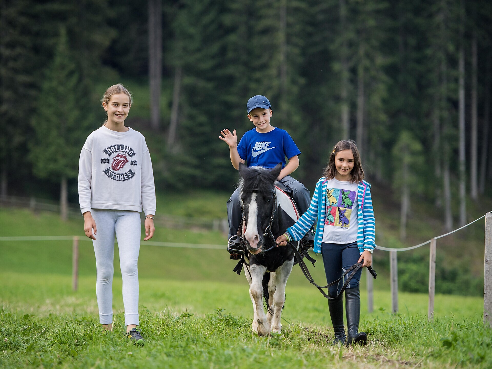Kids Active: Fortuna dei cavalli e creatività: Ferri di cavallo e opere d'arte Selva 1 suedtirol.info