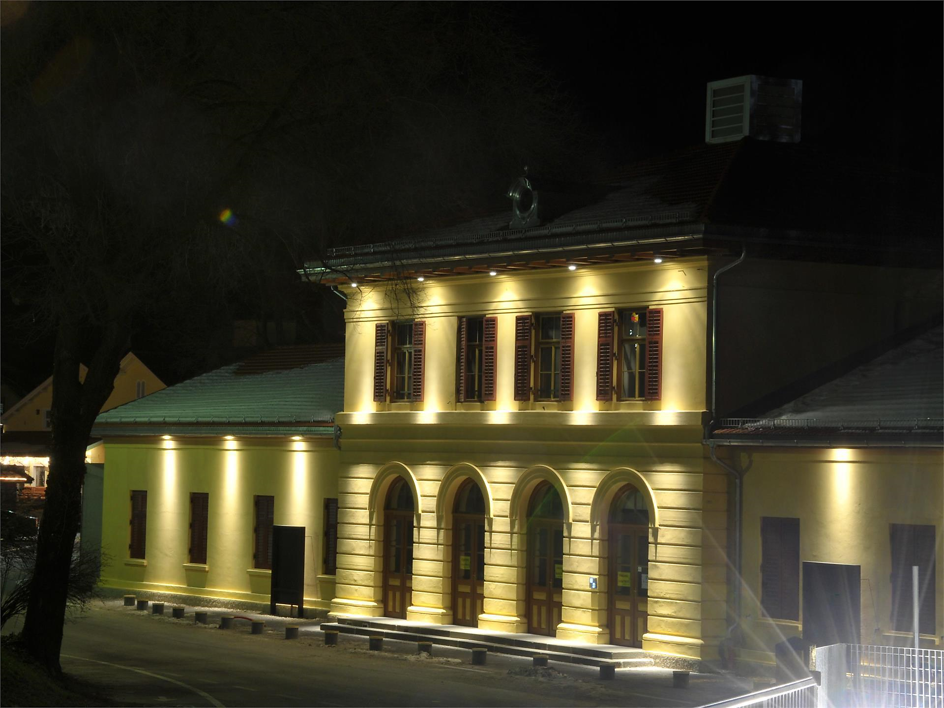 Kino - "FolleMente" Kaltern an der Weinstraße 2 suedtirol.info