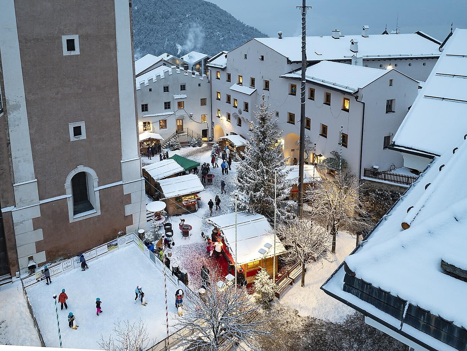 Natale in montagna - Serata di chiusura con la band Karussell - Regione dolomitica Alpe di Siusi - #1 - suedtirol.info