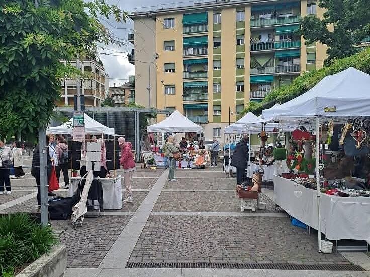 Mercatino dell'Artigianato Artistico Manuart in piazza Casagrande - Bolzano e dintorni - #1 - suedtirol.info