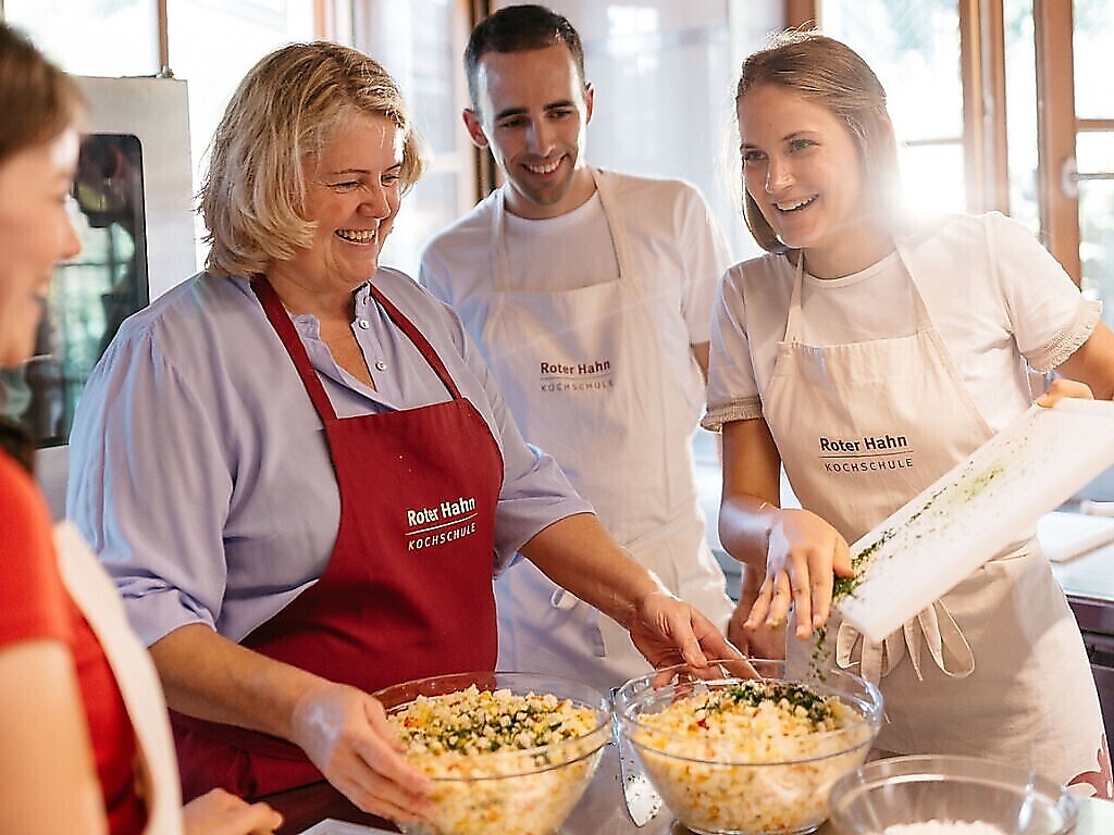 Evento della Scuola di cucina del Gallo Rosso: „So schmecken Almen und Berge“ - Bolzano e dintorni - #1 - suedtirol.info