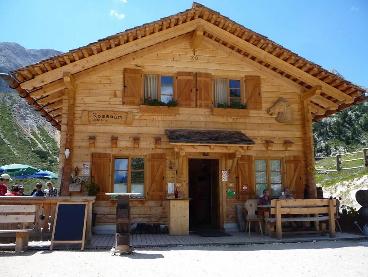 Lanz Active - Vom Pragser Wildsee über die Rossalm nach Brückele - Dolomitenregion 3 Zinnen - #1 - suedtirol.info
