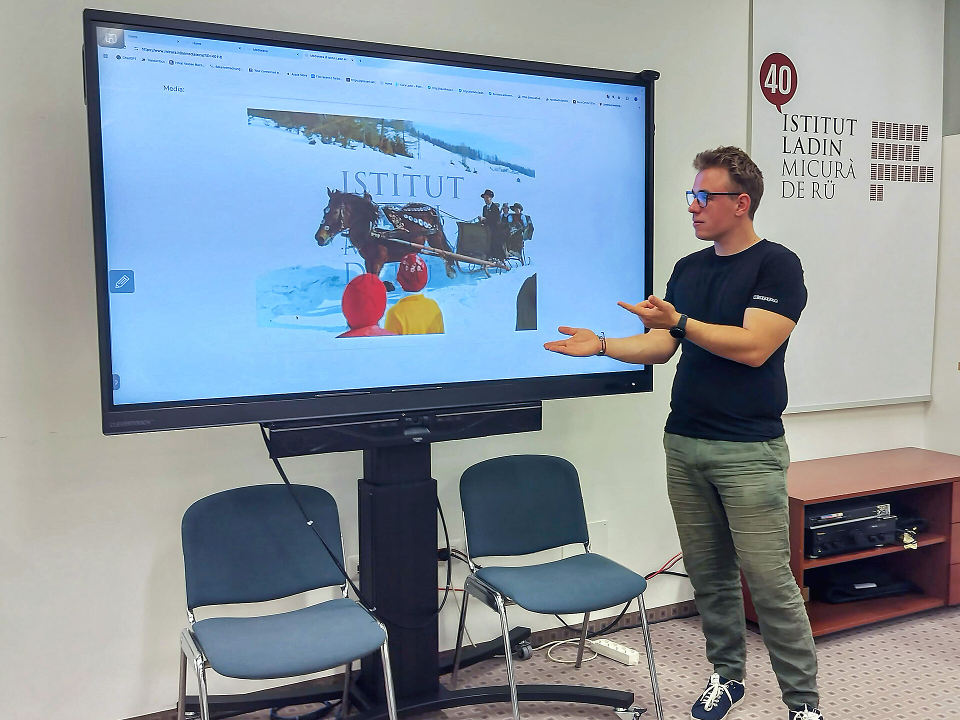 Introductory Ladin Lesson – An Encounter with the Ladin Language and Culture - Dolomites Region Val Gardena - #2 - suedtirol.info