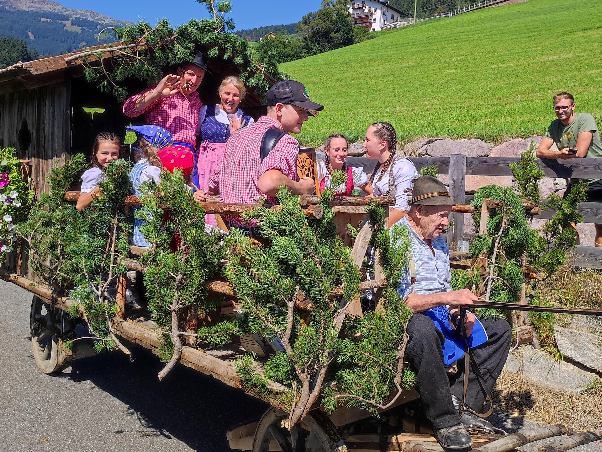 Latzfonser Almabtrieb mit Volksfest - Brixen und Umgebung - #2 - suedtirol.info