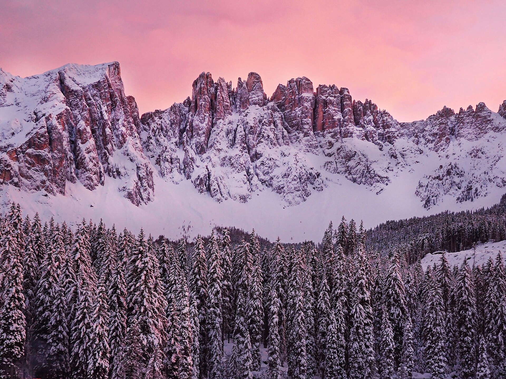 Escursione con lanterne al Lago di Carezza - Regione dolomitica Val d'Ega - #3 - suedtirol.info