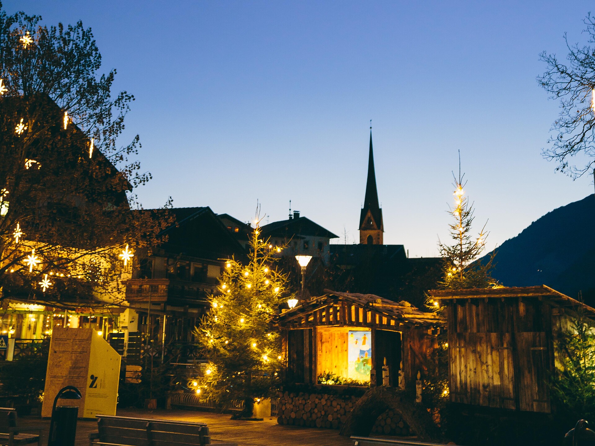 Liechtr'zeit · È Natale a S. Leonardo: Concerto del coro maschile - Merano e dintorni - #1 - suedtirol.info
