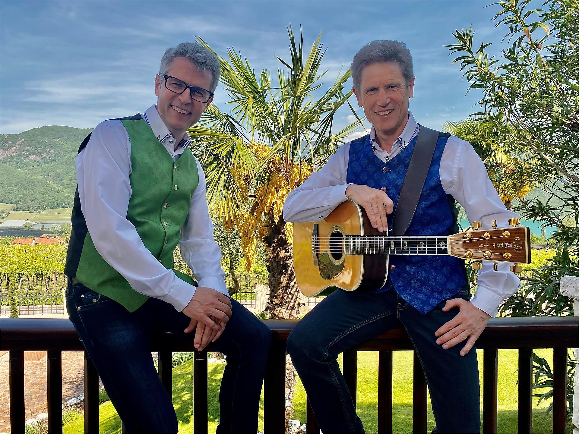 Mit Vincent & Fernando "MUSIK ZUM ABSCHLUSS AM SEE" - Südtiroler Weinstraße - #1 - suedtirol.info
