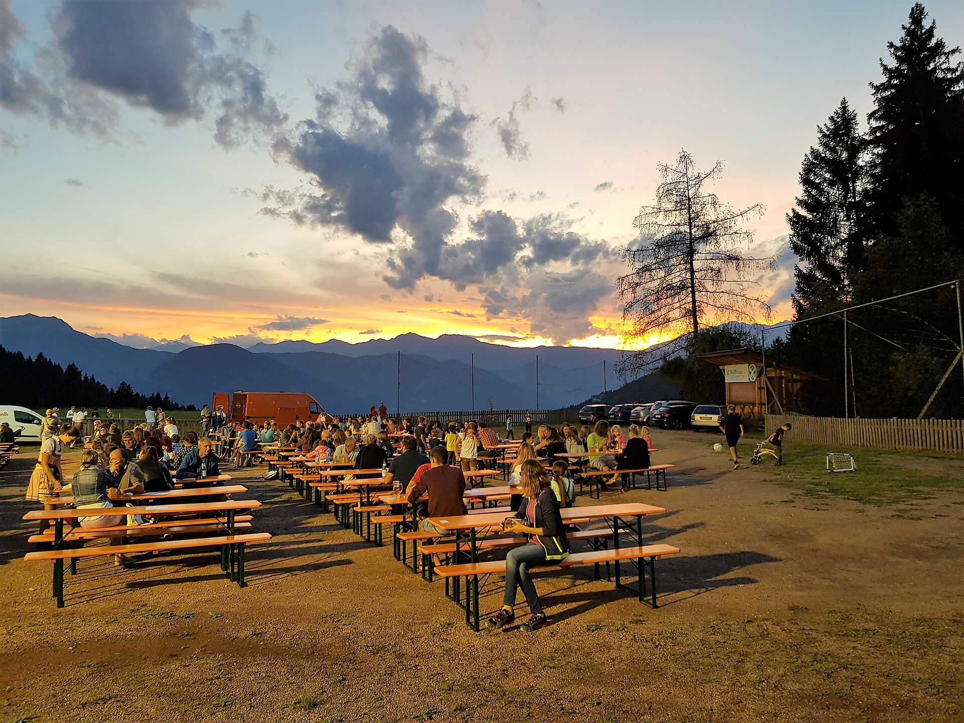 Dumplings festival in Meltina/Mölten - Bolzano/Bozen and environs - #2 - suedtirol.info