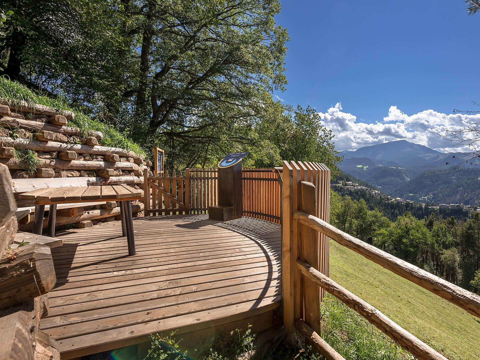 Mittwochs auf Tour: Auf dem Weg der Sterne von Steinegg nach Gummer - Dolomitenregion Eggental - #2 - suedtirol.info