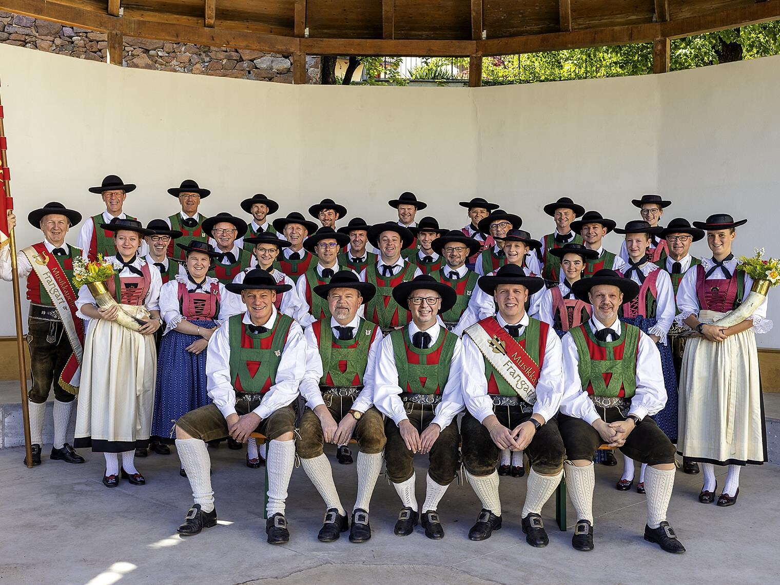 Musikkapelle Frangart spielt auf - Abendkonzert - Dolomitenregion Gröden - #1 - suedtirol.info