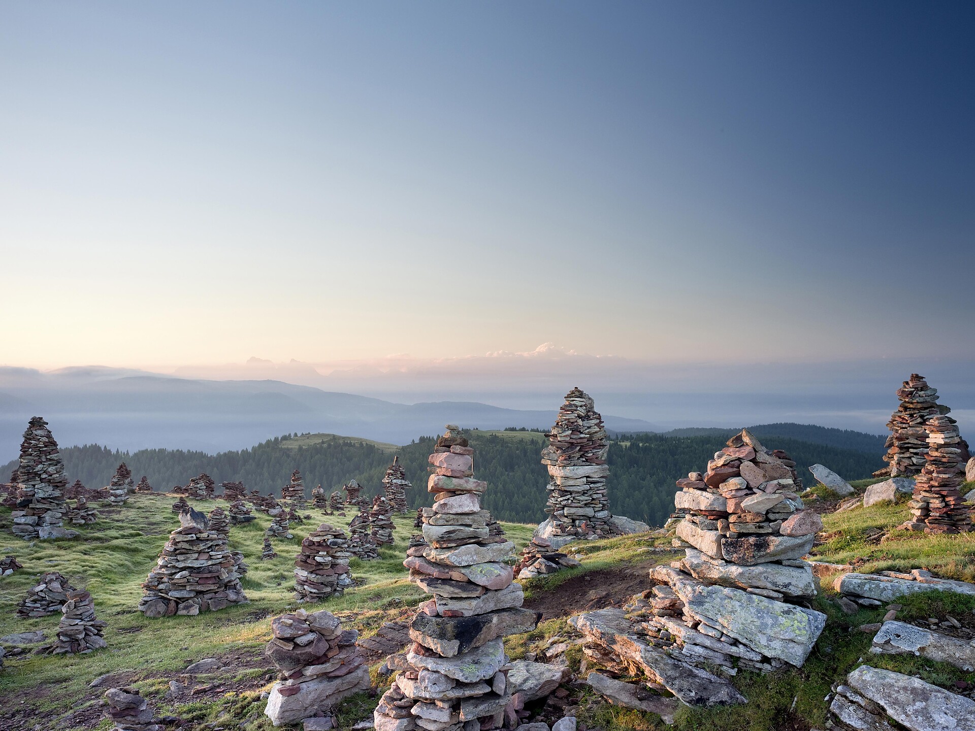 Mittwochs auf Tour: Salten - Sonniges Hochplateau über Bozen - Dolomitenregion Eggental - #1 - suedtirol.info